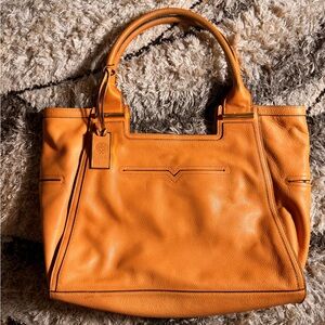 Vince Camuto